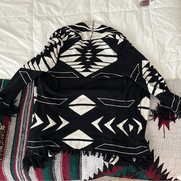 Forever 21 southwestern style fringe cardigan, size S - Picture 3 of 6